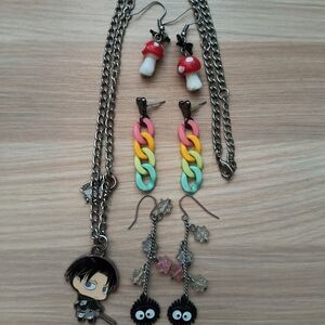 Hot Topic Anime Earrings and Necklace Set